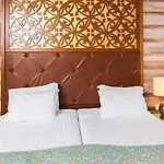 Hotel Melas Lara