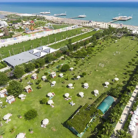 Melas Lara Hotel