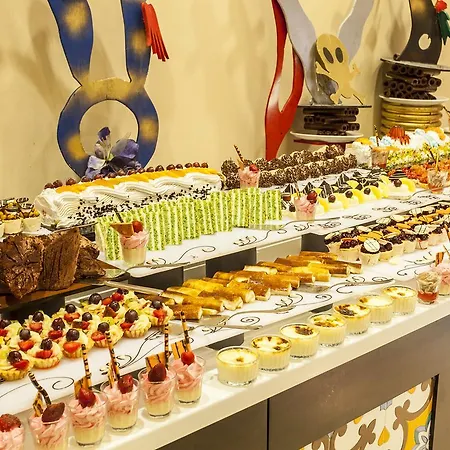 Melas Lara Hotel