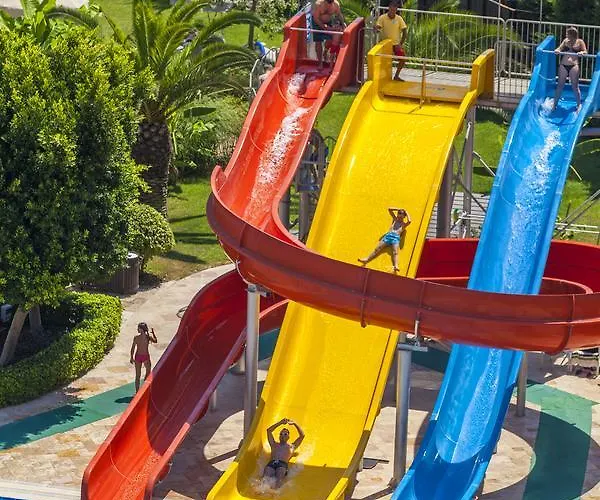 Ξενοδοχείο Melas Lara 5*