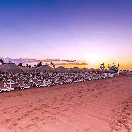 Melas Lara Antalya