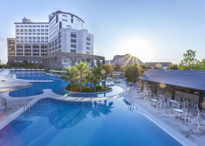 Melas Lara 5* Antalia