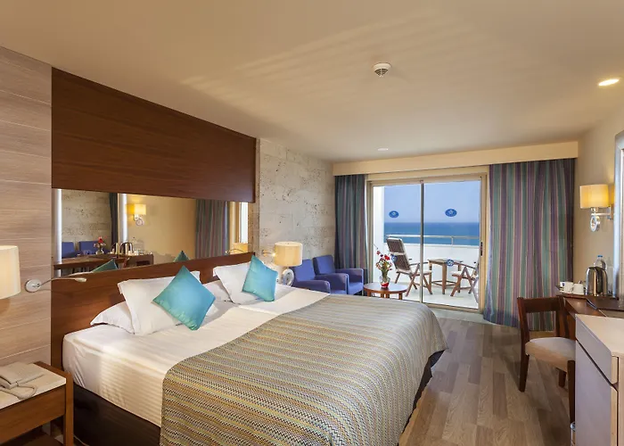 Melas Lara 5* Antalia