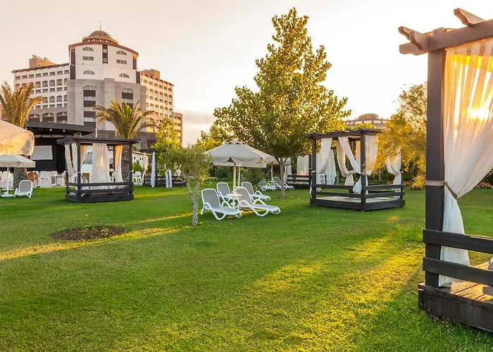 Melas Lara 5* Antalia